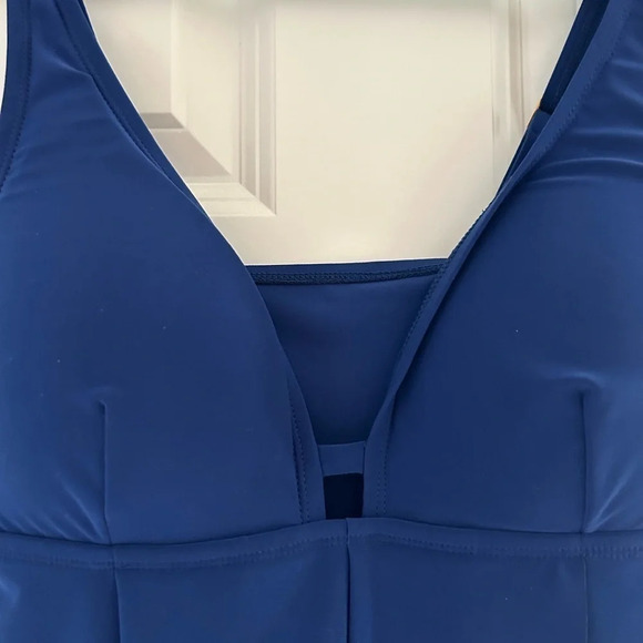 NWT Beyond Control Solid Front-Cascade Tankini Top in Blue NEW - Picture 4 of 7